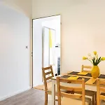 Cosy Apartment Plus Self Checkin Plus Free Street Parking